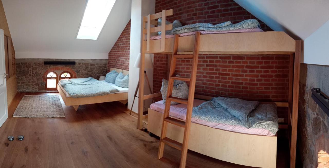 Historisches Rittergut Hexenburgbeidresden Nahe Sachsische Schweiz, Dresden - Mit Badeteich Apartment Grossharthau ภายนอก รูปภาพ